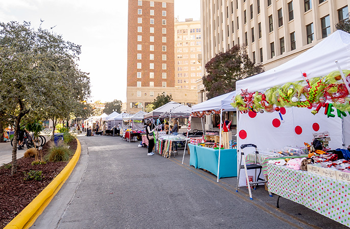 El Paso's WinterFest Holiday Market